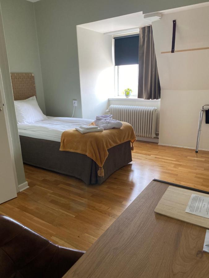 Hotell & Bistro Roedesund 칼스보르그 외부 사진