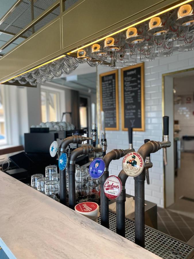 Hotell & Bistro Roedesund 칼스보르그 외부 사진
