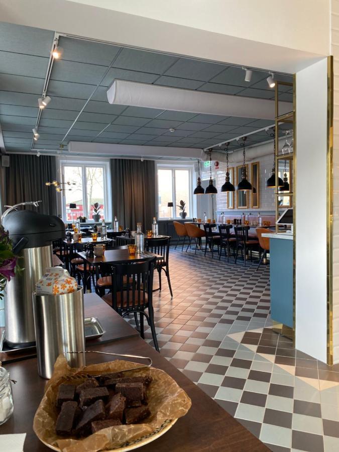 Hotell & Bistro Roedesund 칼스보르그 외부 사진